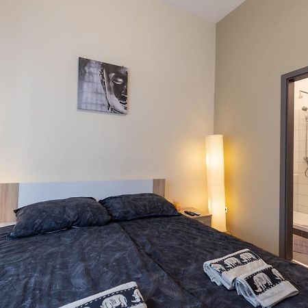 Wiky'S Apartman With 3Bathrooms Budapest Exterior foto