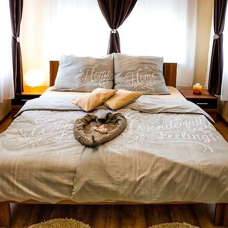 Wiky'S Apartman With 3Bathrooms Budapest Exterior foto