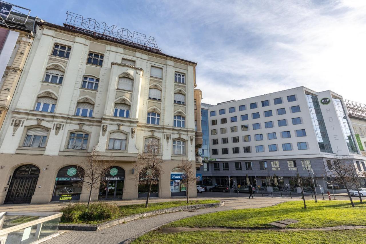 Wiky'S Apartman With 3Bathrooms Budapest Exterior foto